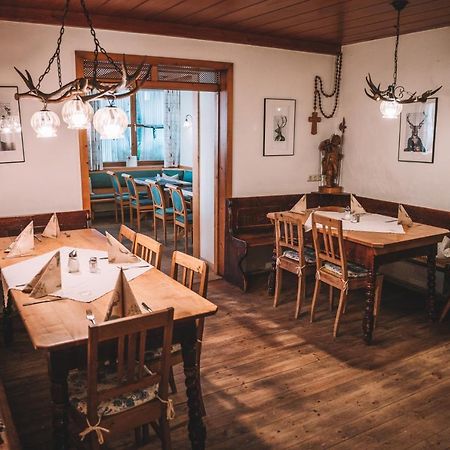 Landgasthof Zum Hieblwirt Hotel Neukirchen  ภายนอก รูปภาพ