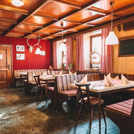 Landgasthof Zum Hieblwirt Hotel Neukirchen  ภายนอก รูปภาพ