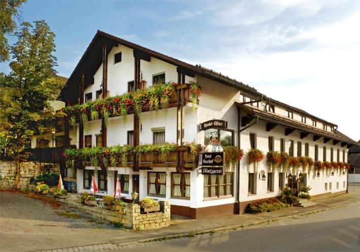 Landgasthof Zum Hieblwirt Hotel Neukirchen  ภายนอก รูปภาพ
