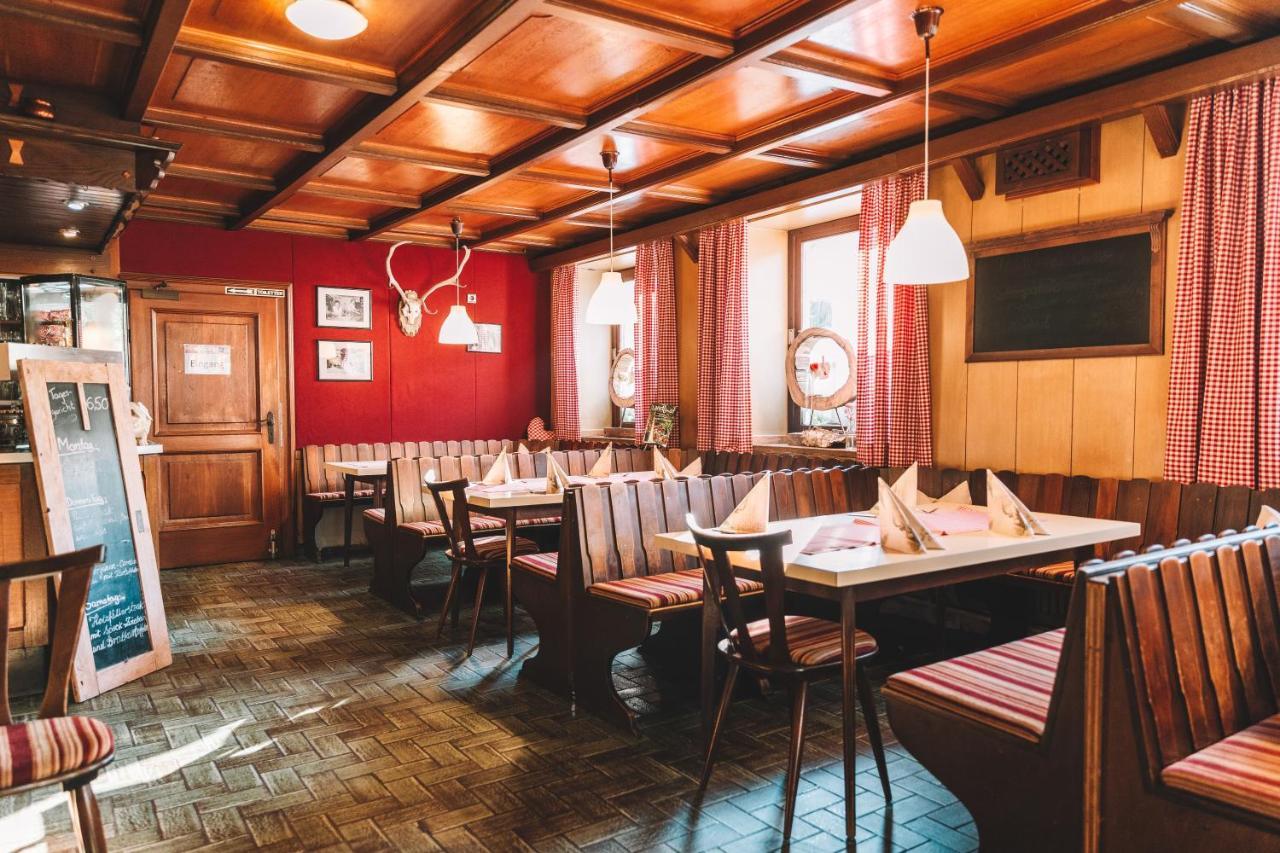 Landgasthof Zum Hieblwirt Hotel Neukirchen  ภายนอก รูปภาพ